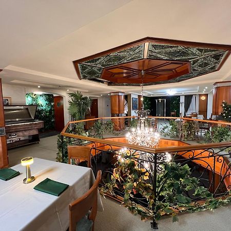 Hotel Princi I Arberit Пристина Екстериор снимка